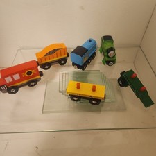 Lot of 6 Wooden trains