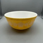 Pyrex #403 Butterfly Gold 2.5 Qt. Mixing Bowl Vintage Pyrex