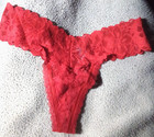 Victoria Secret Red Floral Thong Panty Size XS "NWT" — photo 1