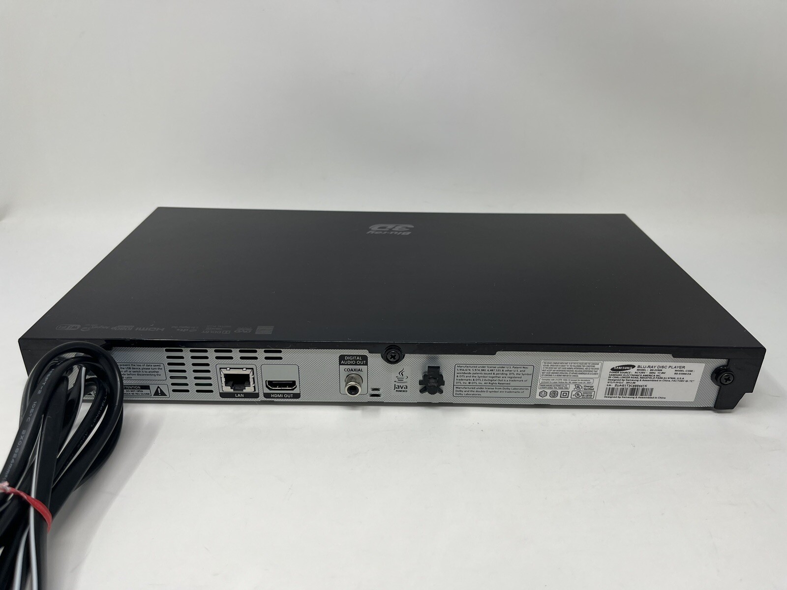 Samsung BDE5900 3D BluRay Player w/ HDMI and AV Cables NO REMOTE