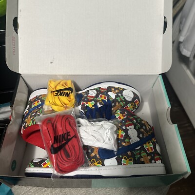 Size Nike Concepts x Dunk SB Premium High Ugly Christmas