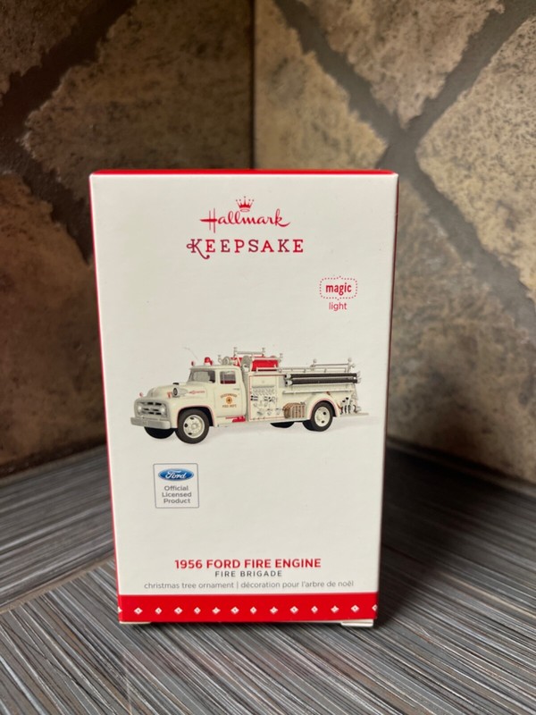 2015 HALLMARK -  1956 Ford  Fire Engine Truck - Fire  Brigade Series - Repaint