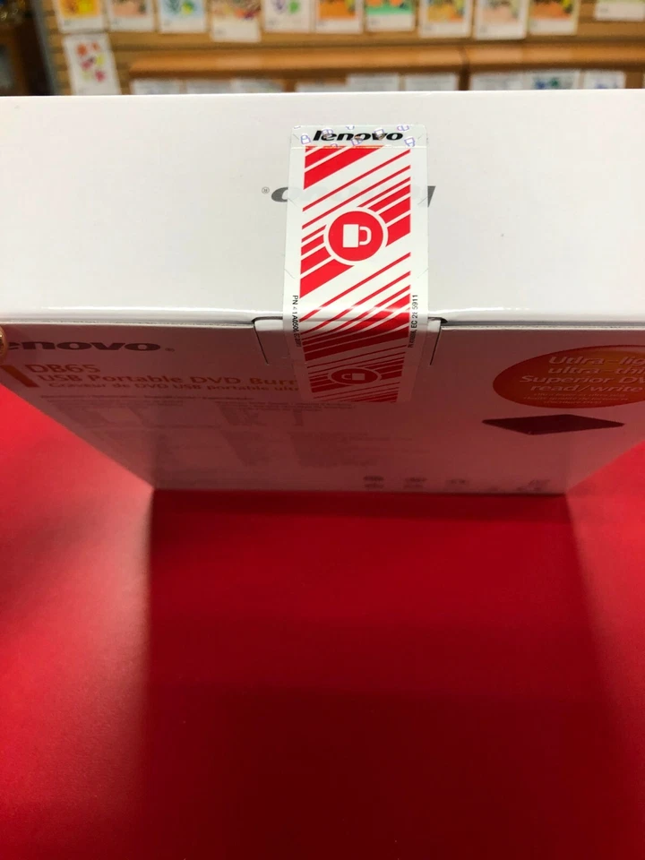 Grabadora de DVD portátil Lenovo USB DB65, nueva, sin abrir, sin usar Foto 2 de 4