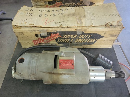 Milwaukee 4035 Vertical Core Drill 15 A 