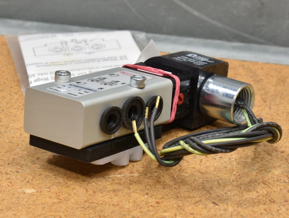 Electroválvula indirecta Norgren 9710010-0568-D, 5/2 vías, 24 VDC, 0,191A, 4,6 W Foto 2 de 4