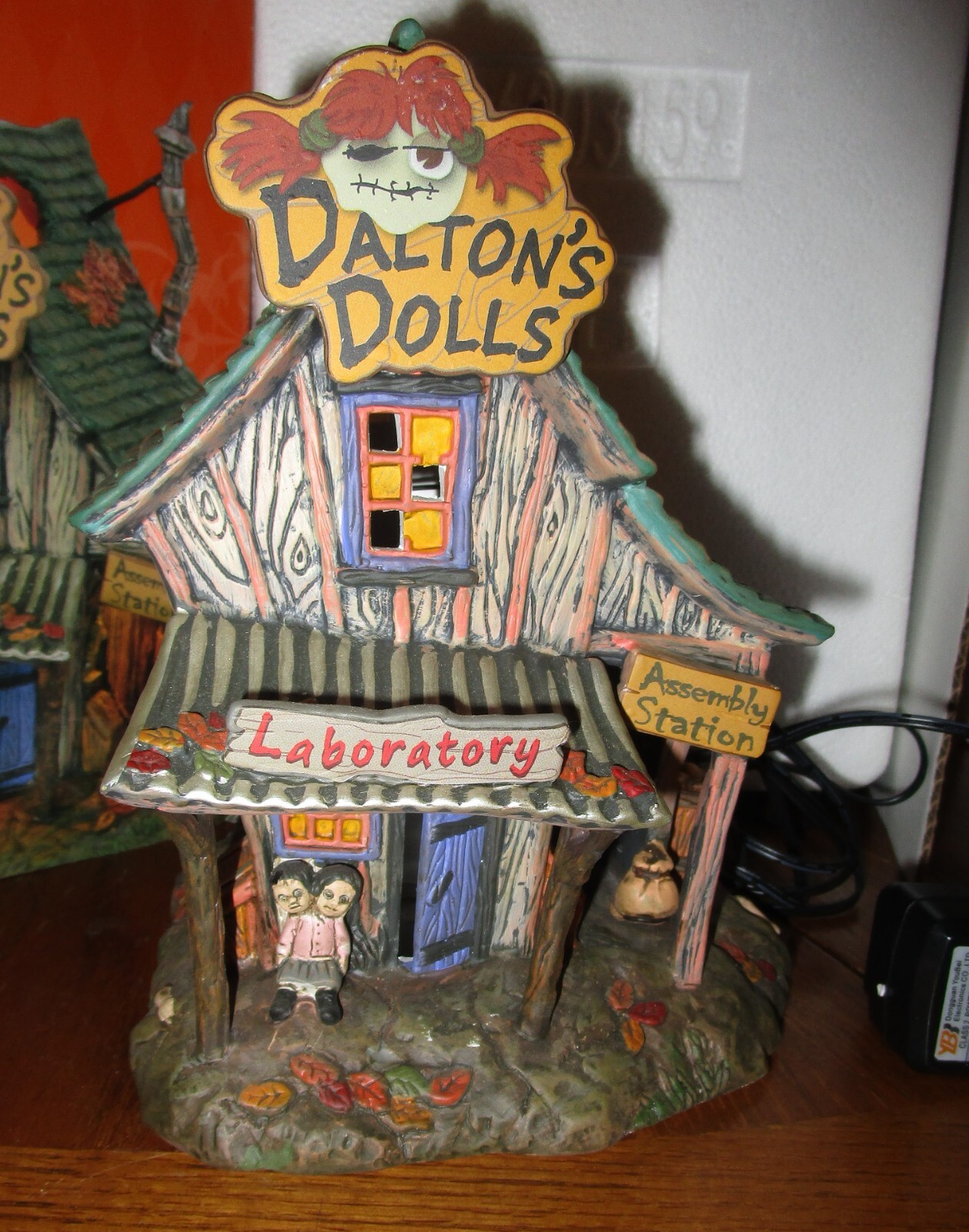 Dept 56 Halloween Village DALTON'S HOUSE OF DOLLS 6003159 Mint MIB