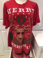 Merry Christmas Reindeer T-Shirt Red Size Large