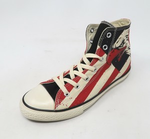converse striped shoes