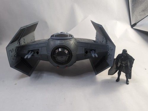 2003 HASBRO DARTH VADER TIE FIGHTER STAR WARS SPACE SHIP WITH ACTION VADER FIG - Picture 4 of 15