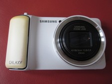 Samsung Galaxy EK-GC100 16.3MP Digital Camera - White