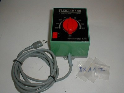 Fleischmann Modelleisenbahn Trafo HO und N, Nr. 6750 groß mit 2,3 Ampere (Bx 117