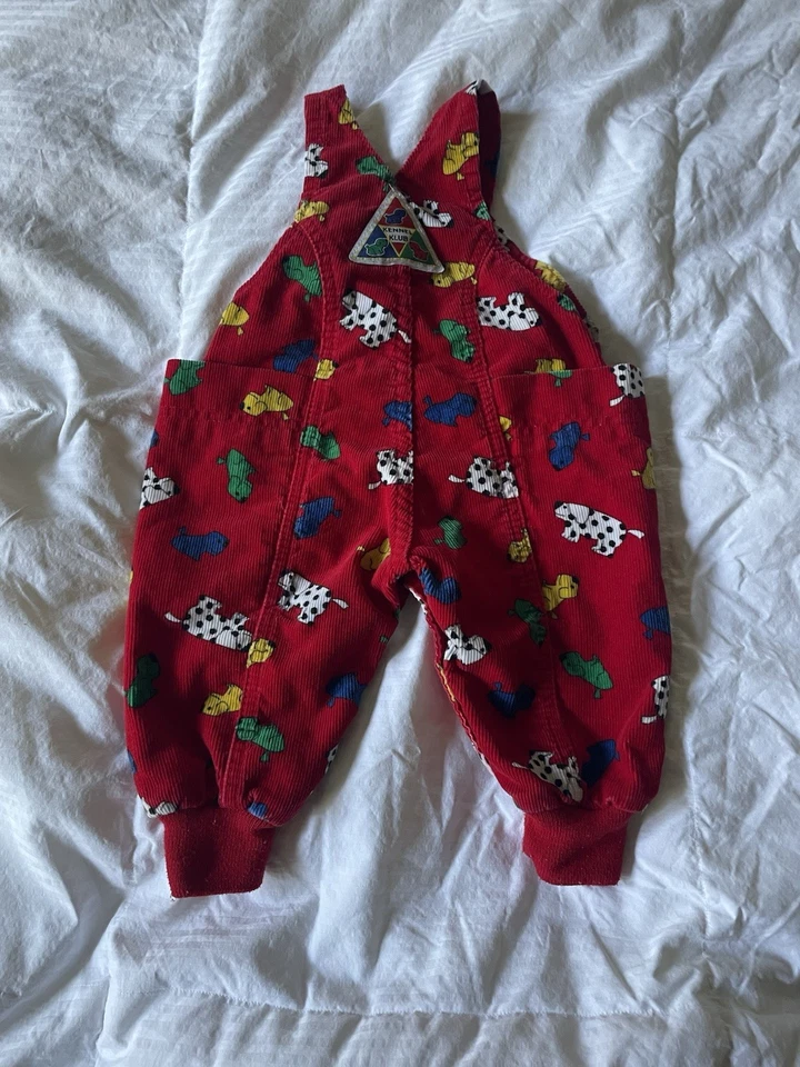 Macacão infantil vintage Oshkosh B’Gosh vermelho veludo Kennel Klub 6-9 meses - Imagem 2 de 4