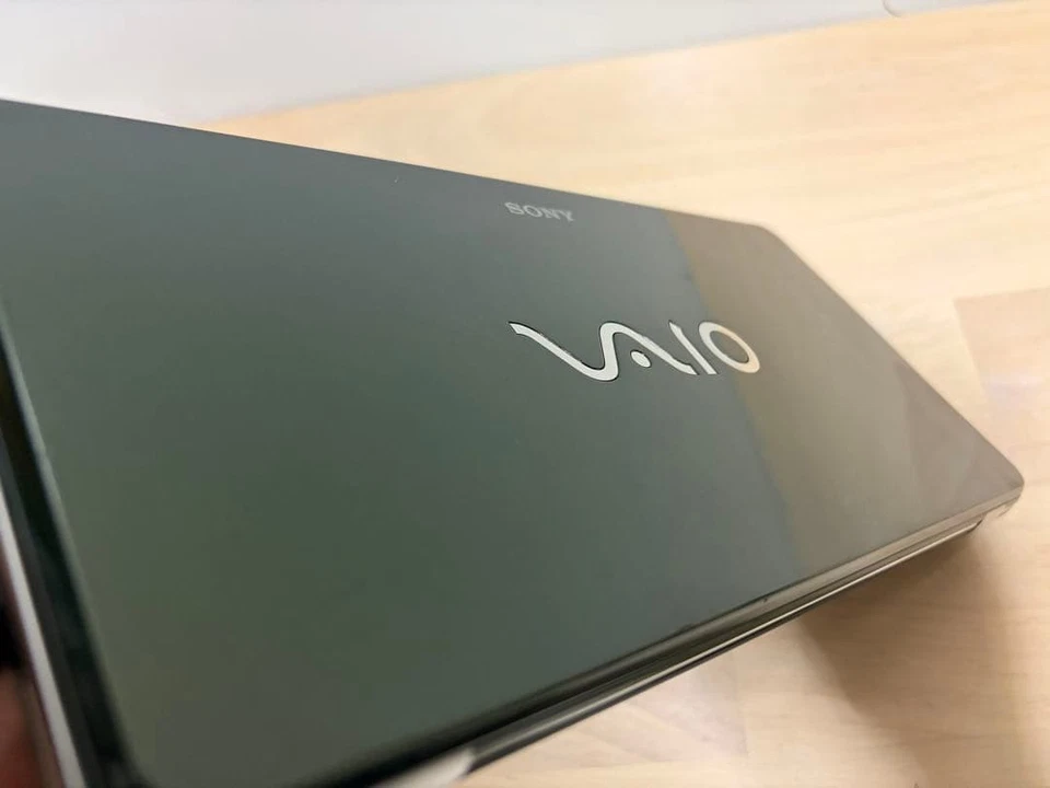 SONY VAIO VGN P70H Atom CPU Z520 1.33GHz RAM 2GB HDD 60GB Win Vista Home Basic - Imagen 4 de 4