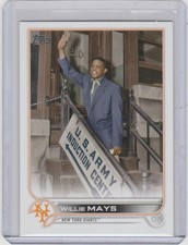 Willie Mays 2022 Topps Short Print