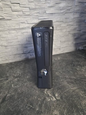 Xbox 360 S Schwarz Konsole  Ersatzkonsole Solo 100% Ok