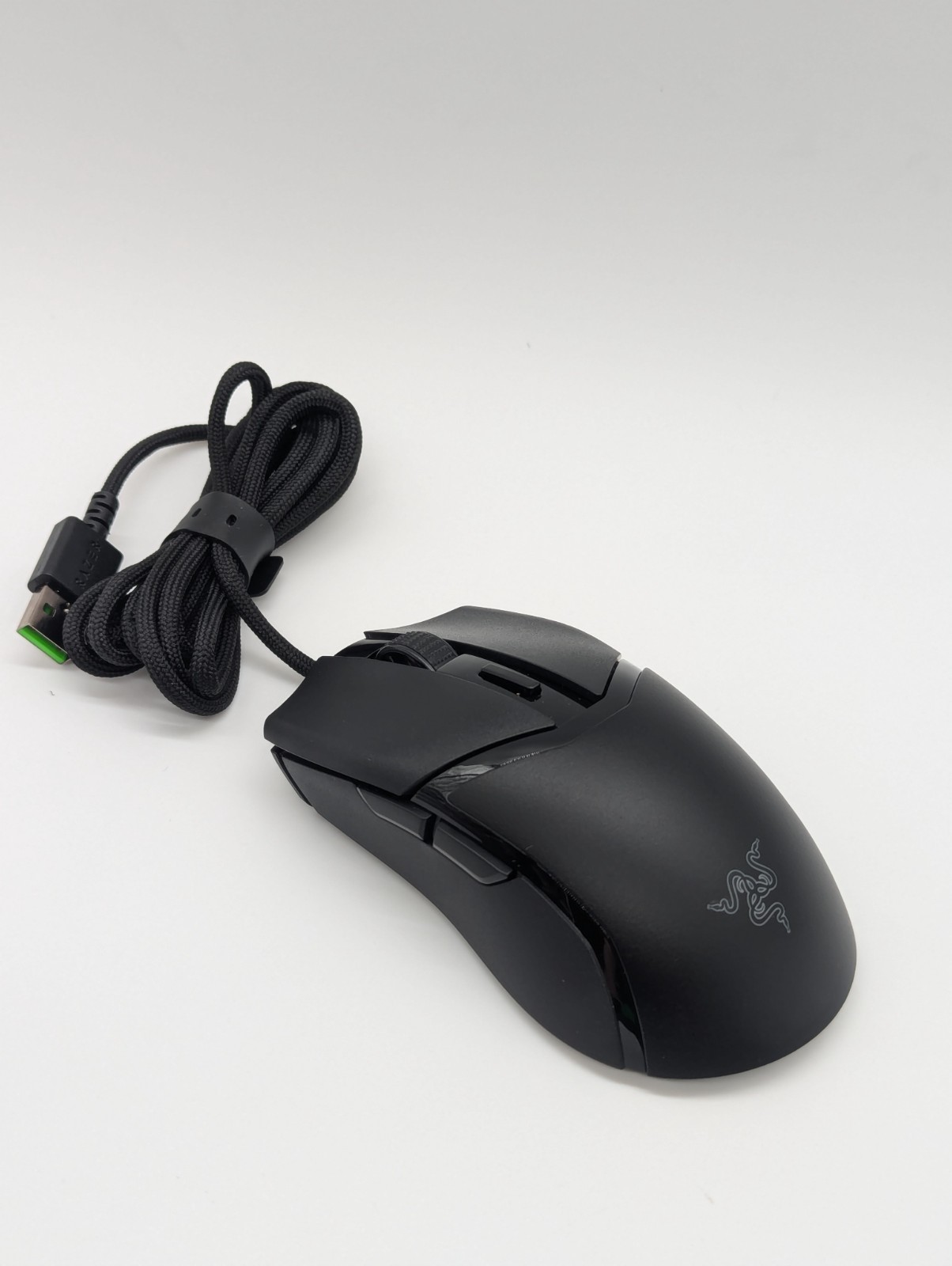 Razer Cobra gaming mouse USB wired lightweight Chroma RGB 57g optical black