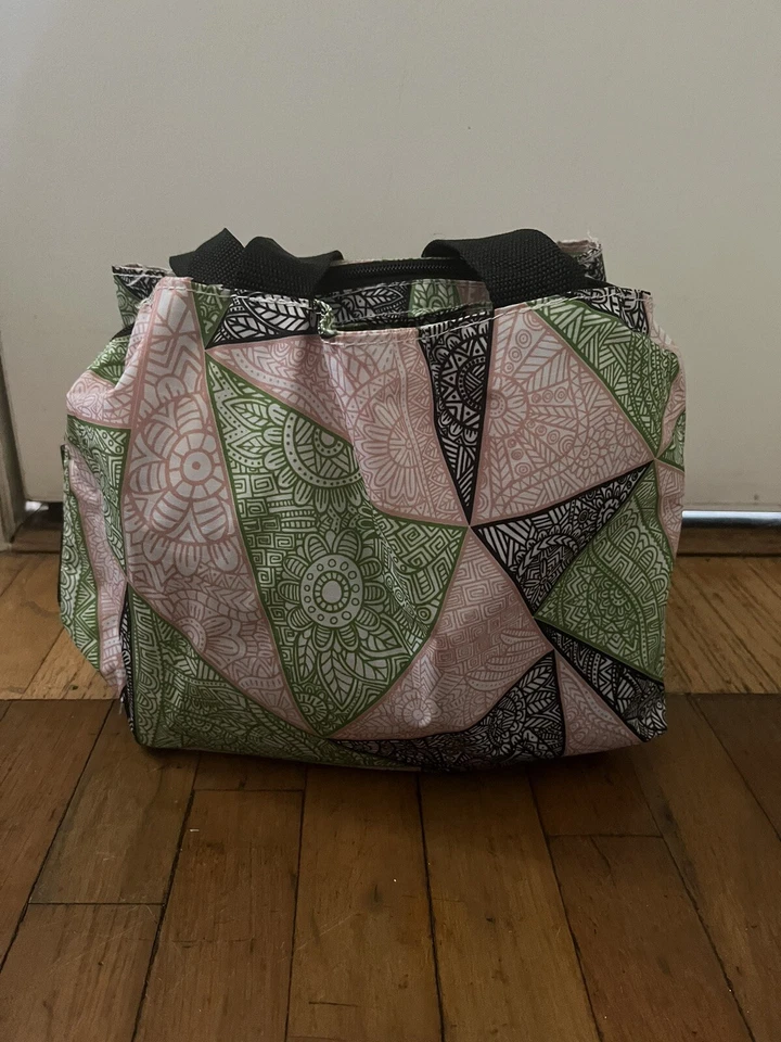Nicole Miller New York - Lunch Bag -Tote Insulated Dual Handle Pink Green Black - Image 4 of 4