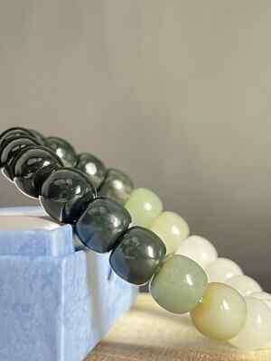 Exquisites Nephrit-Jade-Armband   10mm reiner Luxus und Eleganz