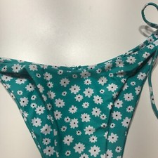 Zaful Bikini Bottom Womens Large/8 Green Ditsy Floral Print Brazilian String NWT