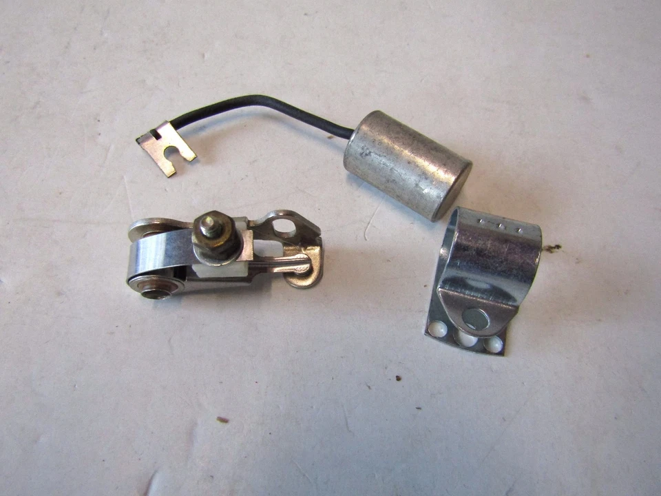 Juego de contactos BWD A110V JUEGO DE PUNTOS DE ALTA RESISTENCIA Y CONDENSADOR AL1531 y CR1011MV Foto 2 de 4