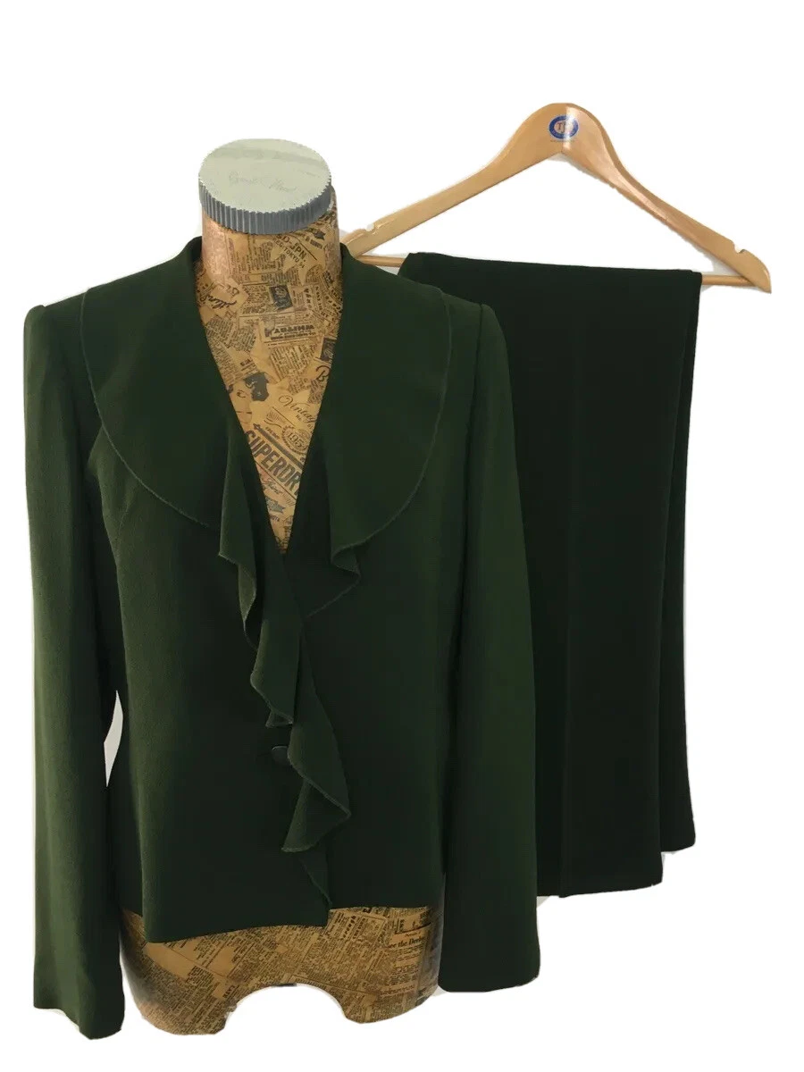 Aggregate 123+ ladies green trouser suit best camera.edu.vn