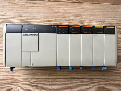 Omron Sysmac CQM1 CPU11+PA203+OCH+ID214+OC222 Programmable Controller