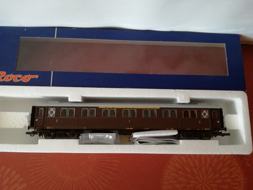 ✅👍DC H0 ROCO 45701 carrozza FS 1/2° cl. epoca III livrea isabella - come nuova | Condition: Usato