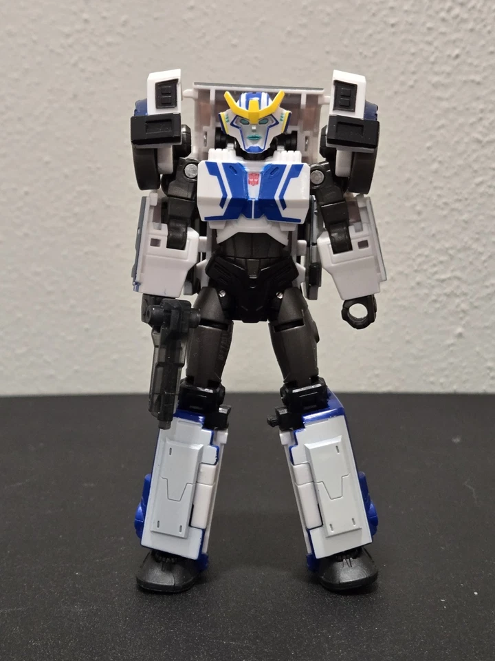 Transformers Legacy Evolution Deluxe Class Strongarm - Image 2 of 4