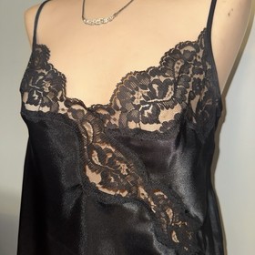 Victorias Secret Black Lace Camisole Cami Gold Label Satin Whimsical Princess SM