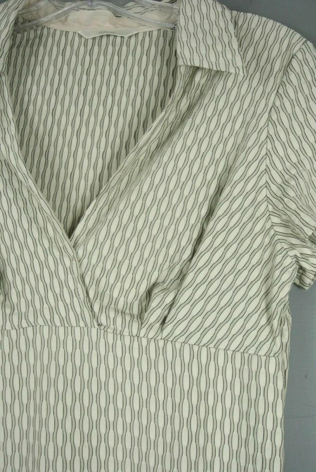 Top Marks & Spencer Beige S Manga Corta Cuello Ajustado Trabajo Elástico 227 Foto 3 de 4