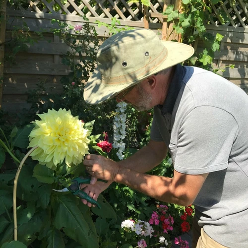 Tarp Hat 3 Great sizes to Choose from-Grab a Bargain-Seconds Green Gardening Hat