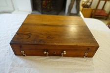 mallette coffret de peintre ancienne avec palette
