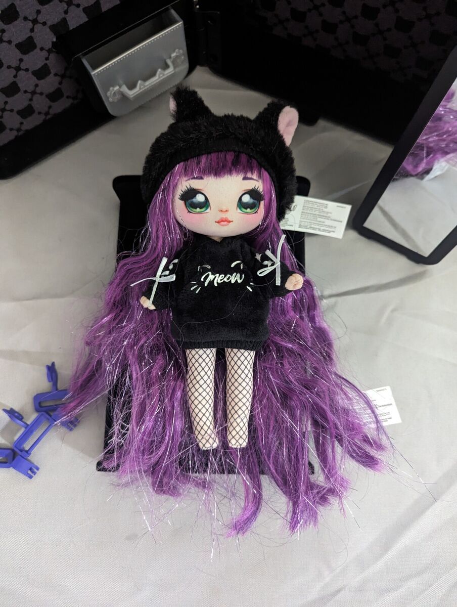 MGA Entertainment Na Na Na Surprise Black Cat Doll Backpack MGA Entertainment Na Na Na Surprise Black Cat Doll Backpack