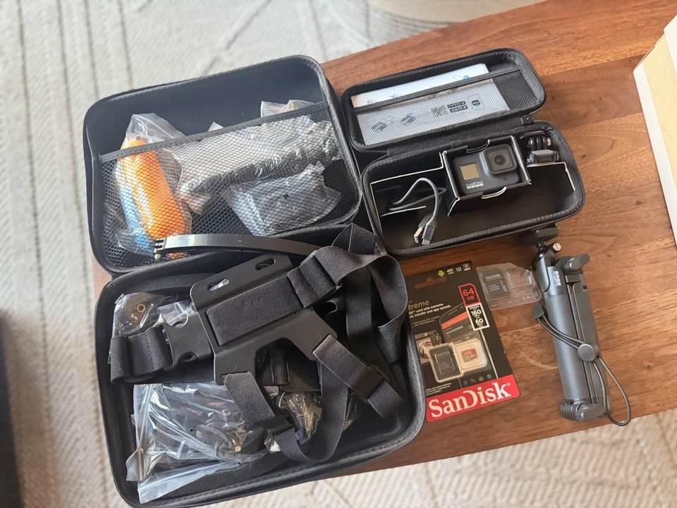 GoPro Hero8 Black Camera With Accessories - 3 Batteries Case Cover HD Movies - Image 2 of 4