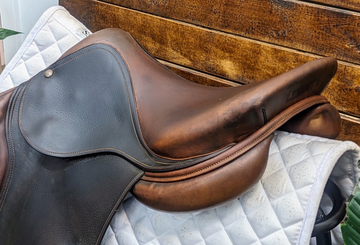 Selle Bruno Delgrange Partition 2012 - Taille 17.5 Pouces - Neuve Sous Emballage