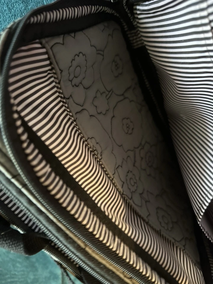 Vera Bradley Blue Bandana Pencils Retired, Cosmetics Electronics - Image 3 of 4