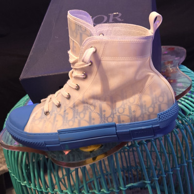 Dior B23 High Top Monogram Sneaker White/Blue Lace-Up Vinyl 19ELS 45 NIB