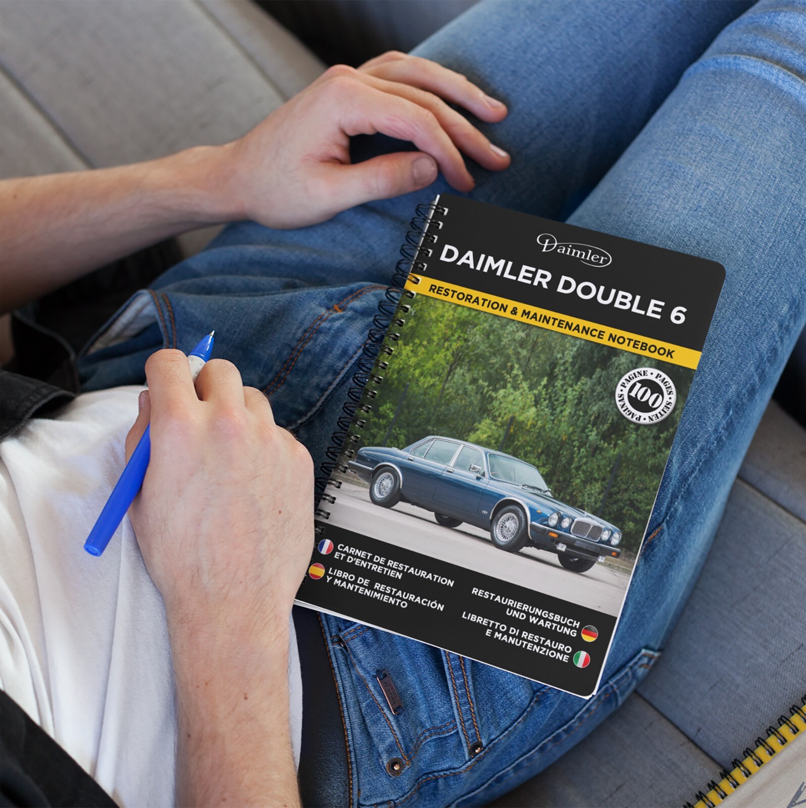 Daimler Double 6 cahier restauration entretien voiture collection