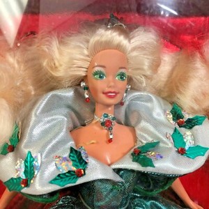 happy holiday barbie 1995