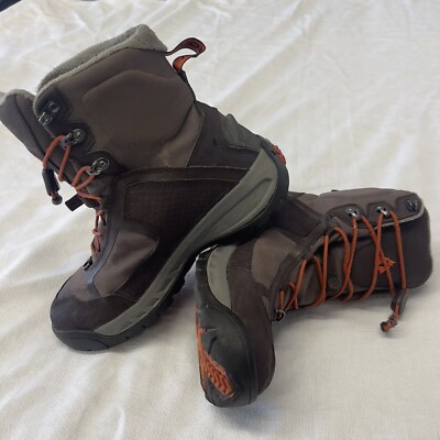 Vasque Boots UltraDry 200 Grams Winter Hiking Outdoors Waterproof Women Sz 7.5M 