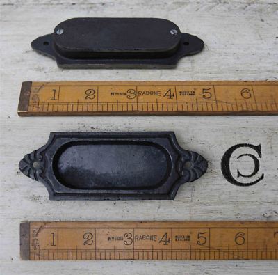Antiker Eisen ''Kenrick'' Bündiggriff - 125 x 45 mm
