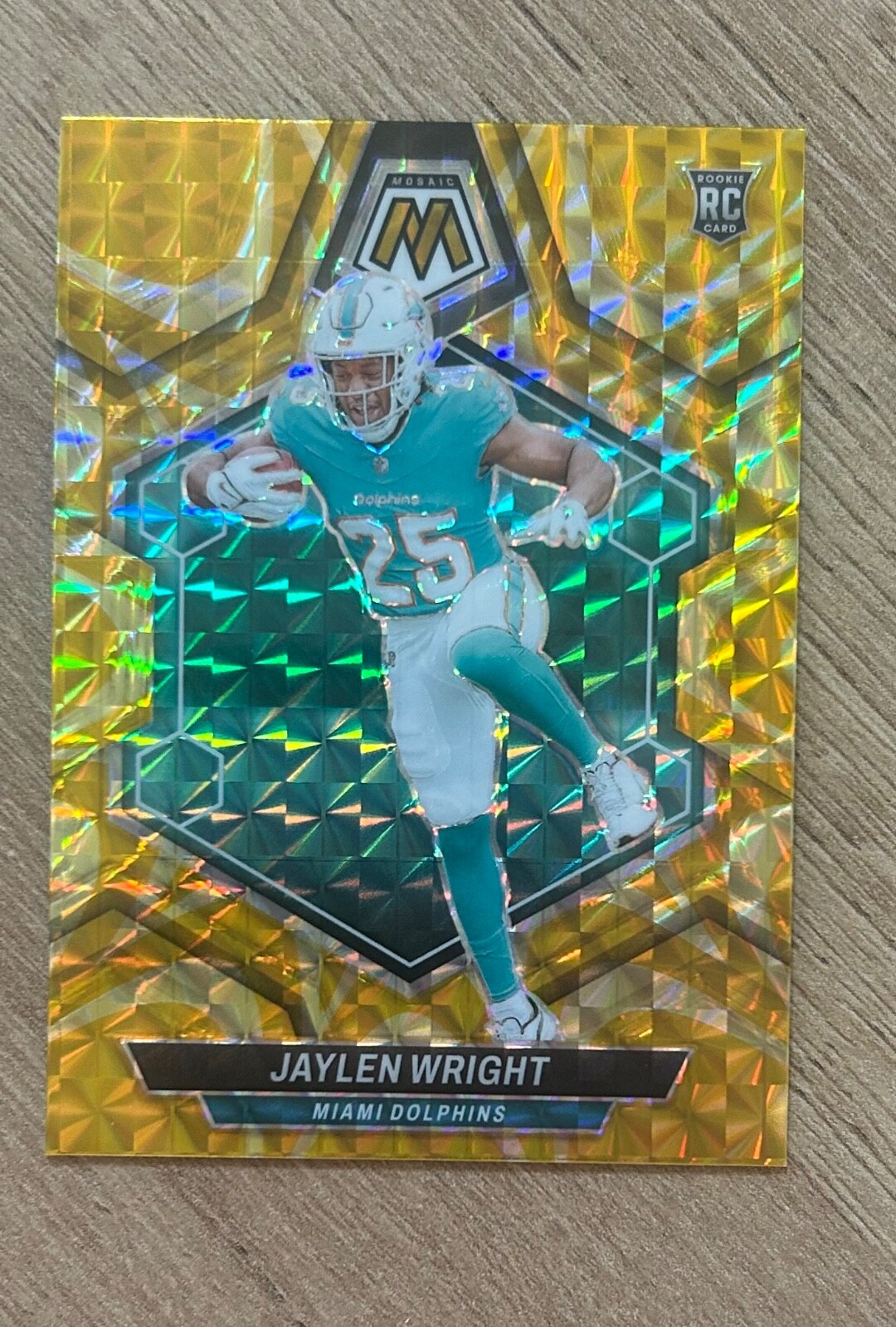 2024 Panini Mosaic Jaylen Wright RC Yellow Reactive Prizm #383 Dolphins Rookie