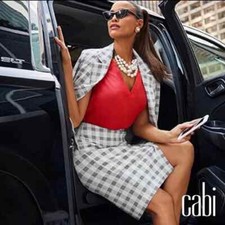 Cabi Valentina Blazer Size 10 NWT 5292 Plaid Button Checked Jacket Gray Knit