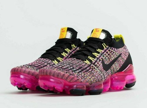 Nike Women's Air VaporMax Flyknit 3 - Black/Pink Blast Black / 7