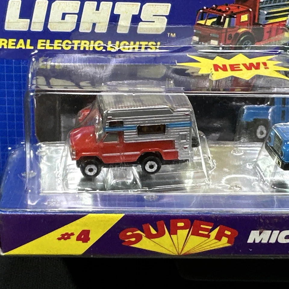 Micro Machines Galoob Super Micro Lights #4 1990 Blue Bus New - Image 2 of 4