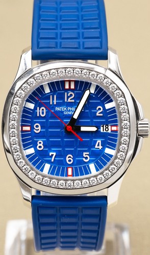 Patek Philippe Aquanaut Blue Dial on Blur Rubber Strap 5067A-0...