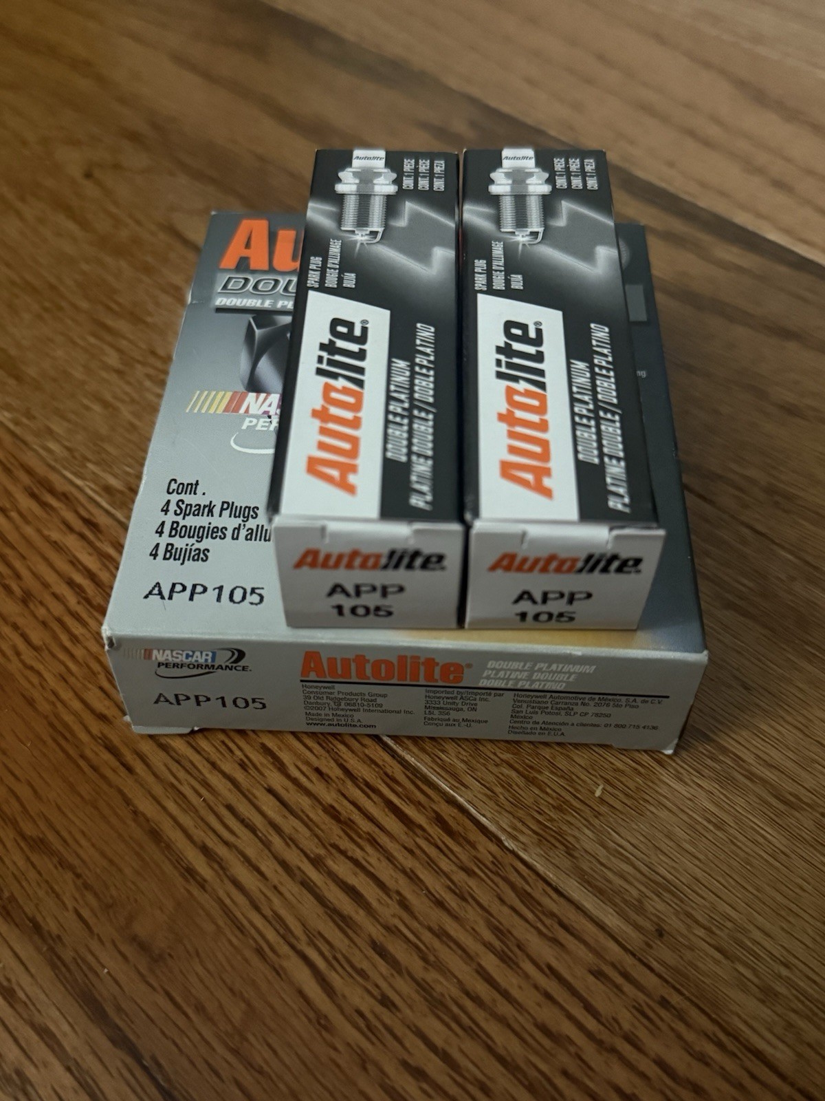 6 New Autolite Double Platinum Spark Plugs APP105
