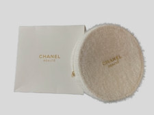 CHANEL 2025 BEAUTE SOFT FUZZY WHITE SNOW FLURRY UNIQUE ROUND COSMETIC BAG