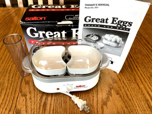 Salton Great Eggs Poach & Boil Electric Egg Cooker EG1 w/ Box Buzzer 6 Eggs
