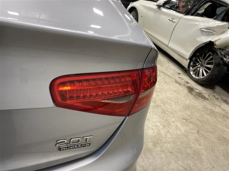 Used Engine Intake Manifold fits: 2016 Audi A4 2.0 Grade B - Image 4 of 4